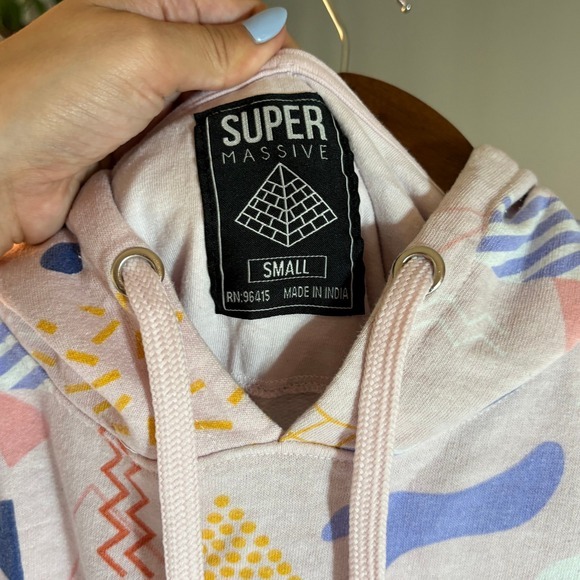 super massive Pastel Pink Geometric Patterned Hoodie Pullover Sweatshirt, Casual - Picture 2 of 9